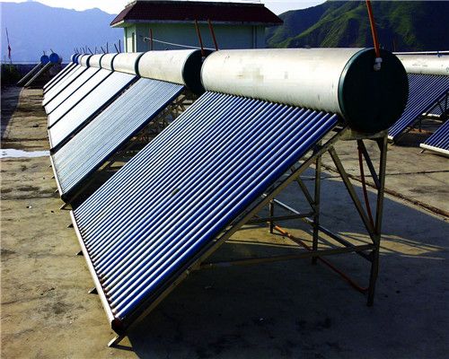 山西顺通科技太阳能热水器 厨卫大件的绿色热能之选